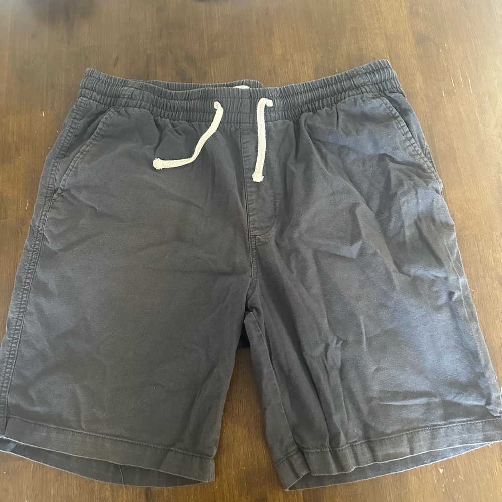 Men’s L Old Navy Gray Casual Shorts with Elastic Waistband